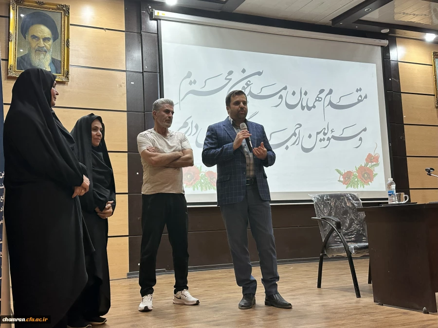 جلسه هم اندیشی دانشجومعلمان شاهد و ایثارگر 4