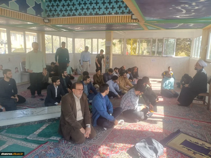 برگزاری مراسم روضه و توسل به حضرت اباعبدالله الحسین (ع) در پردیس شهید چمران 2