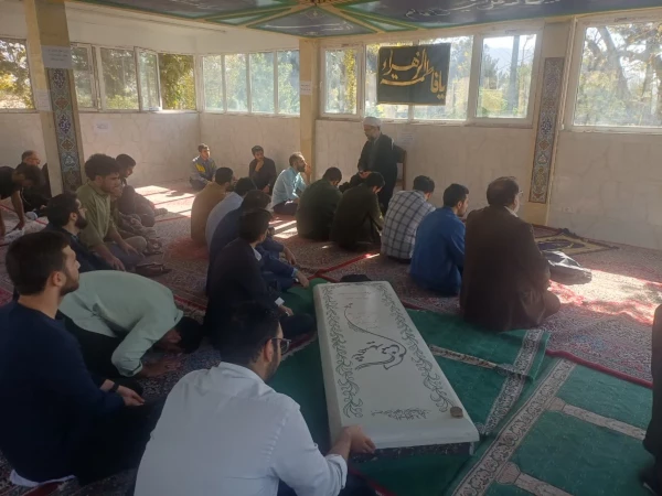 برگزاری مراسم روضه و توسل به حضرت اباعبدالله الحسین (ع) در پردیس شهید چمران 7