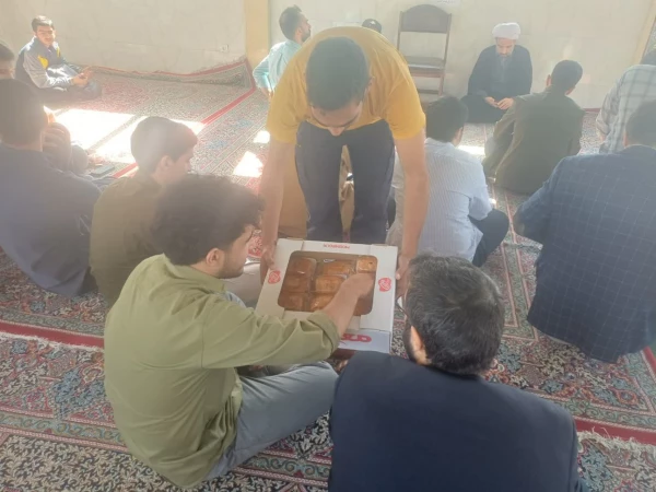 برگزاری مراسم روضه و توسل به حضرت اباعبدالله الحسین (ع) در پردیس شهید چمران 8