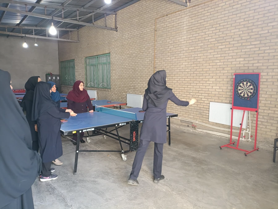 مسابقات ورزشی همکاران خانم به مناسبت هفته تربیت بدنی 5