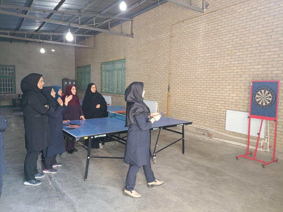 مسابقات ورزشی همکاران خانم به مناسبت هفته تربیت بدنی 7