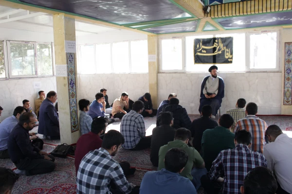 برگزاری  مراسم روضه توسل به حضرت زهرا (سلام الله علیها)  

 4