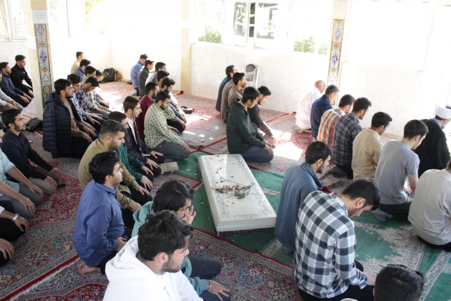 برگزاری  مراسم روضه توسل به حضرت زهرا (سلام الله علیها)  

 9