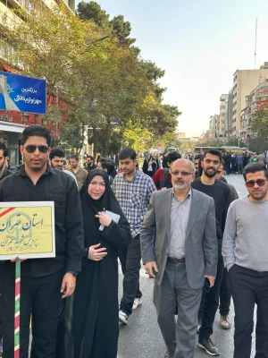 حضور در راهپیمایی باشکوه ۱۳ آبان  8