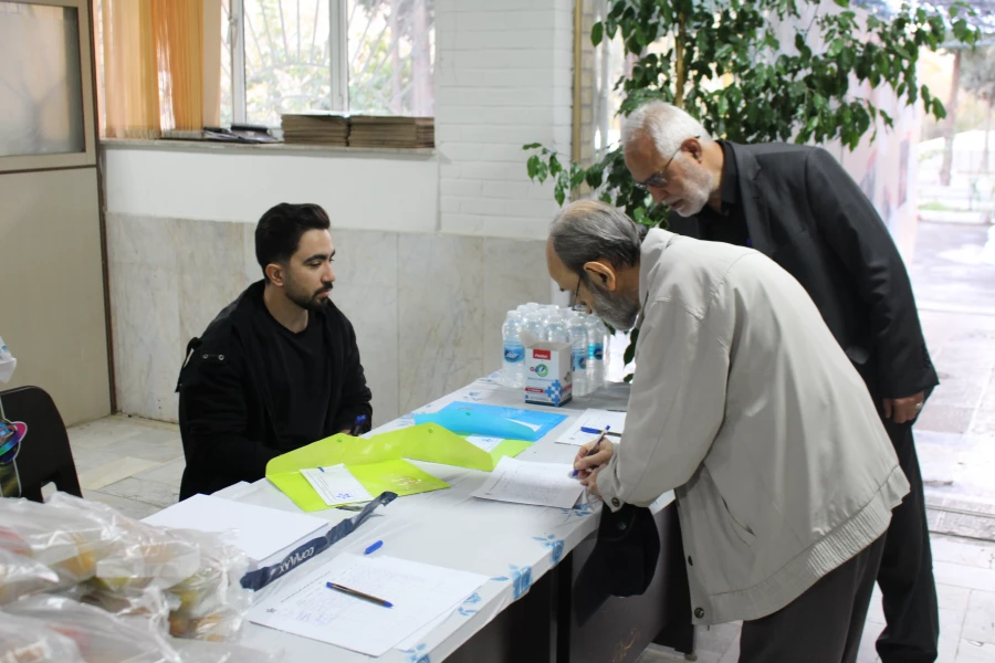 نشست تکریم و معارفه معاونت توسعه منابع و امور دانشجویی پردیس شهید چمران  4