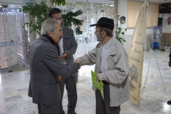 نشست تکریم و معارفه معاونت توسعه منابع و امور دانشجویی پردیس شهید چمران  8