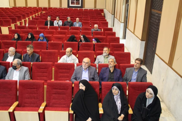 نشست تکریم و معارفه معاونت توسعه منابع و امور دانشجویی پردیس شهید چمران  14