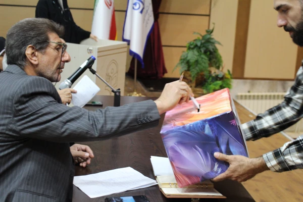  نخستین مجمع عمومی کانون بازنشستگان دانشگاه فرهنگیان تهران برگزار شد. 10