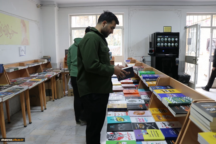 برپایی نمایشگاه و فروشگاه کتاب 5