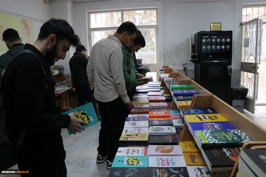 برپایی نمایشگاه و فروشگاه کتاب 6