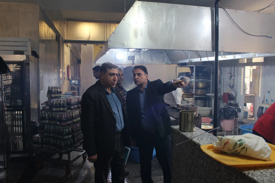 بازدید دکتر دهنوی از تمامی حوزه های معاونت امور دانشجویی پردیس شهید چمران 7