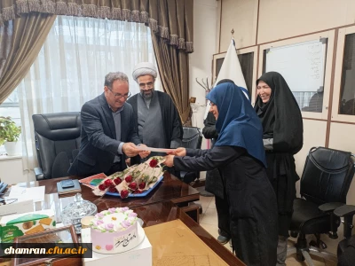 جلسه تقدیر از همکاران خانم پردیس شهید چمران به مناسبت روز زن و ولادت حضرت فاطمه زهرا (س)  