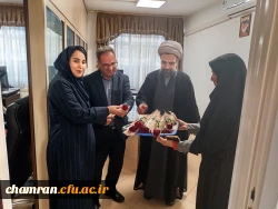 برگزاری جلسه تقدیر از همکاران خانم پردیس شهید چمران به مناسبت روز زن و ولادت حضرت فاطمه زهرا (س)   3