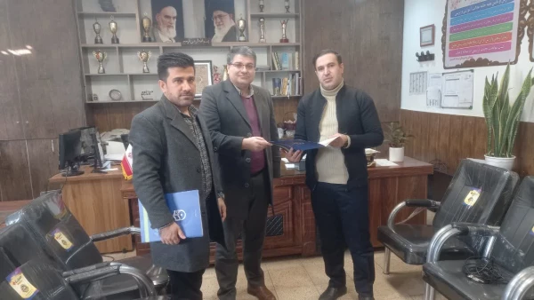 بازدید از مدارس وابسته تجربی کارورزی و اهدای لوح تقدیر به معلمان و مدیران 4