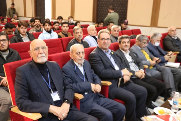 برگزاری همایش علمی «هفته پژوهش» و تقدیر از فعالان عرصه پژوهش
 3