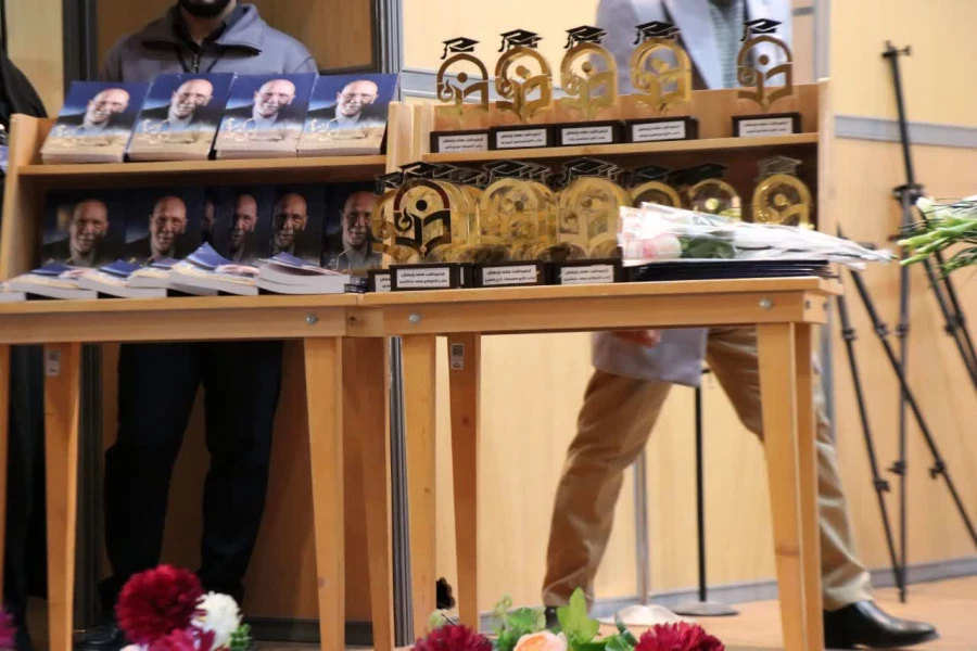 برگزاری همایش علمی «هفته پژوهش» و تقدیر از فعالان عرصه پژوهش
 3