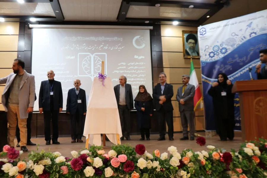 برگزاری همایش علمی «هفته پژوهش» و تقدیر از فعالان عرصه پژوهش
 4