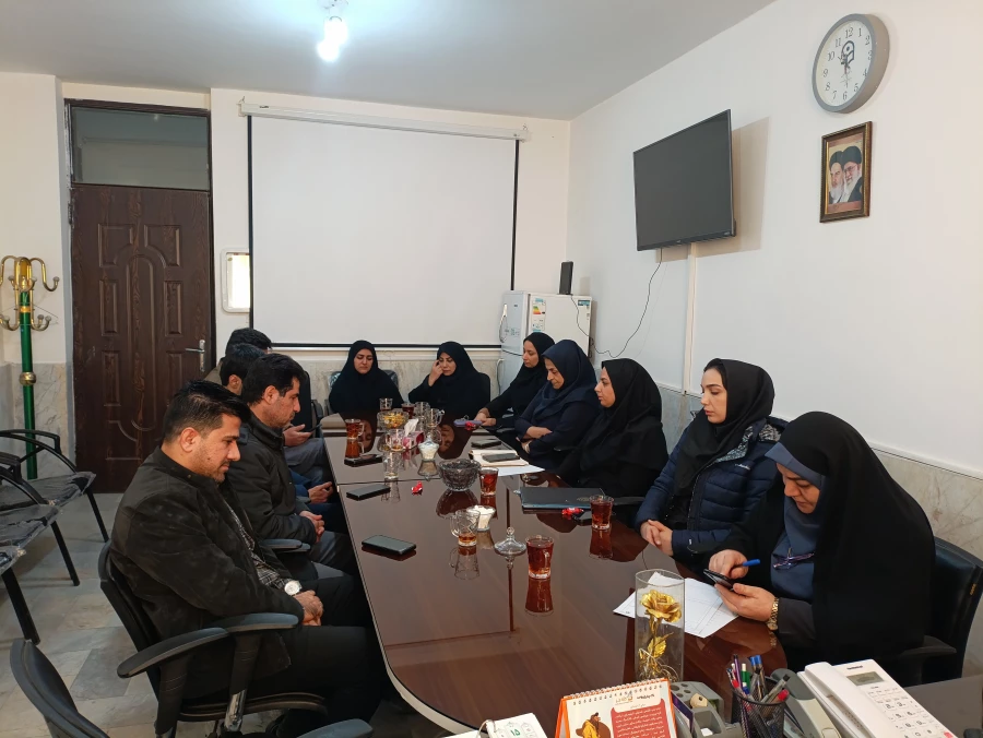 برگزاری جلسه شورای اداری دانشکده علوم انسانی شهید چمران  4