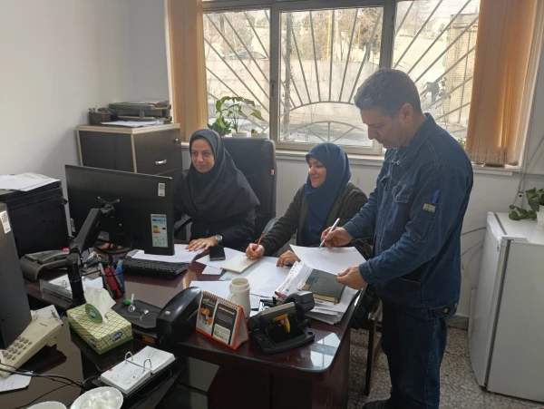 حضور تیم پشتیبانی ( آموزش، فناوری، حراست و خدمات )در ایام غیرحضوری و مجازی شدن امتحانات نیمسال اول ۴۰۴۱ در روز شنبه 4 بهمن ماه  6