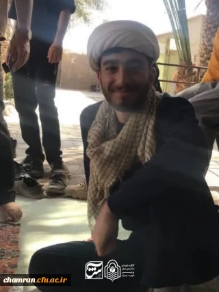 خاطره:

عکسی از شهید امیرمحمد اسمعیل لو با عمامه